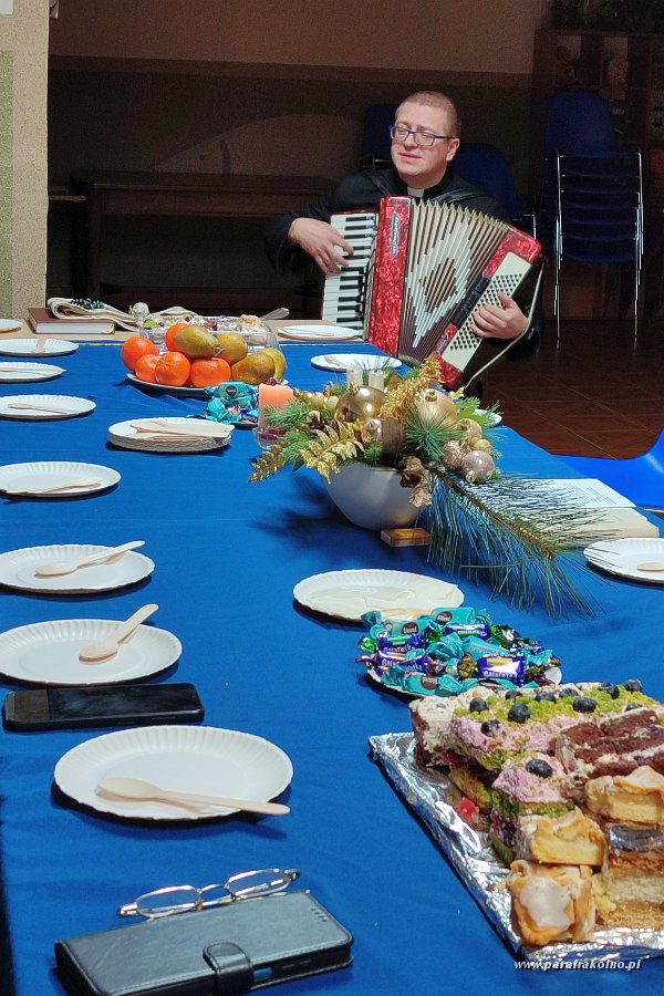 38 Gloriosa Trinita.jpg